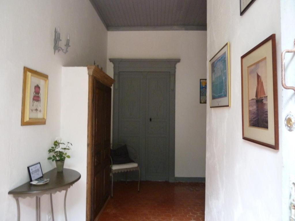 Ersa Casa A Rota Chambres D'Hotes الغرفة الصورة